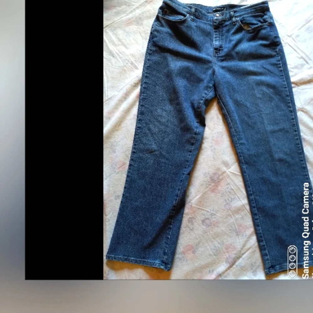 Lee Relaxed Fit Jeans Short - Picture 1 of 8